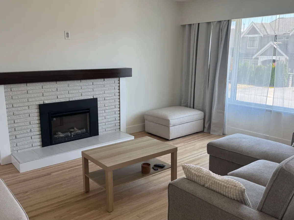 Interior Repaint & Wood Floor Refinishing